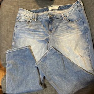 Women’s 16S Torrid brand jeans 4 Classic ankle Skny Bahma